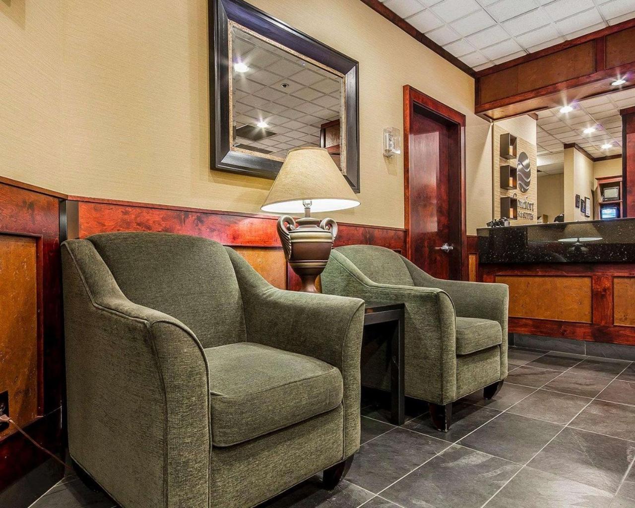Comfort Inn & Suites Victoria Exteriör bild