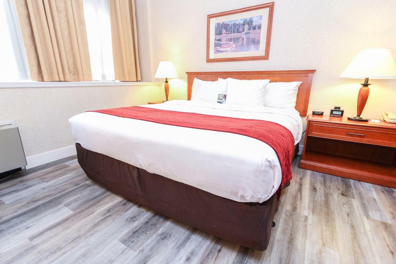 Comfort Inn & Suites Victoria Exteriör bild